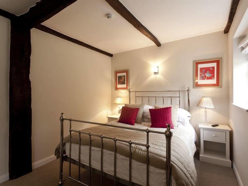 The Sparsholt Barn 4* Уонтейдж